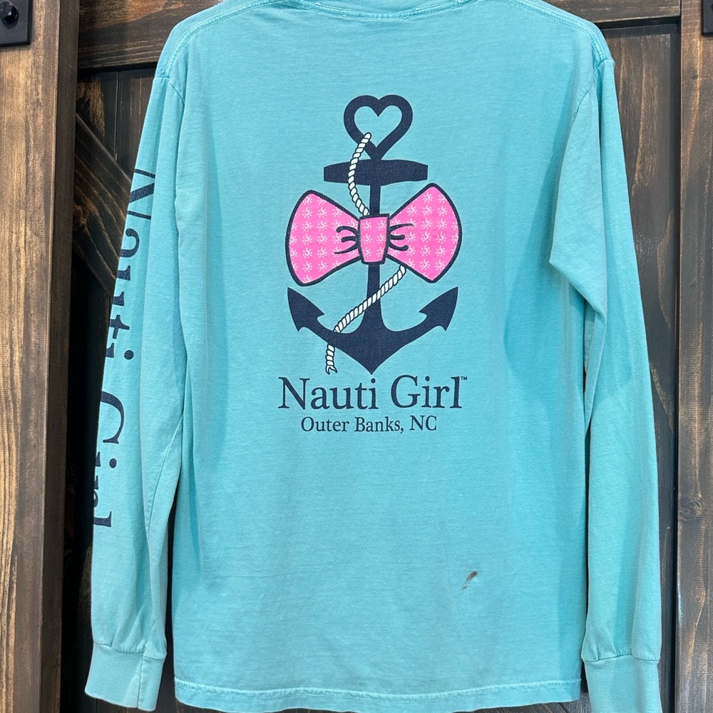 Women’s Nauti girl T-shirt